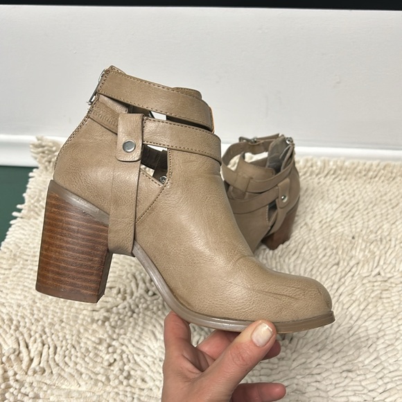 Steve Madden Ankle Booties - Picture 3 of 6